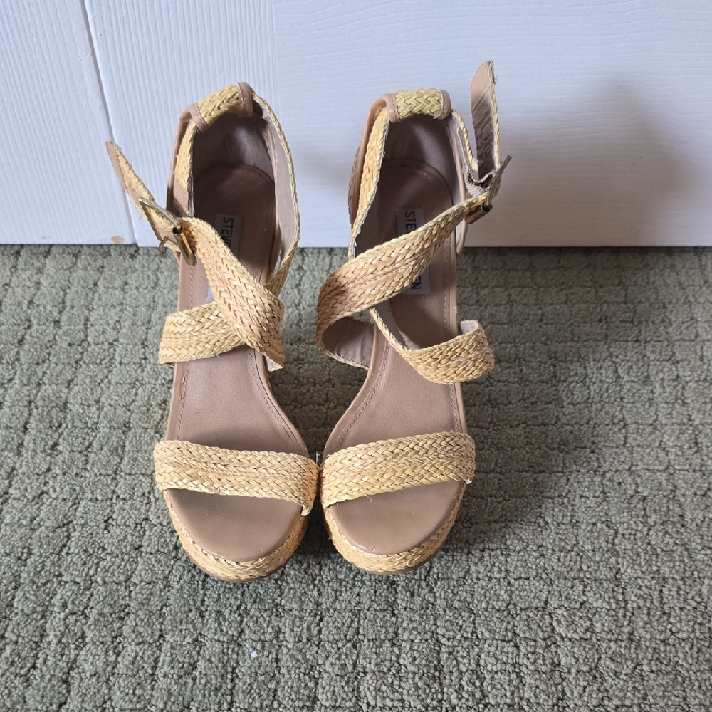 Steve Madden Beige Woven Espadrilles